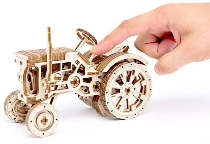 Kinder Invento 3D-Holzmodell »Traktor«
