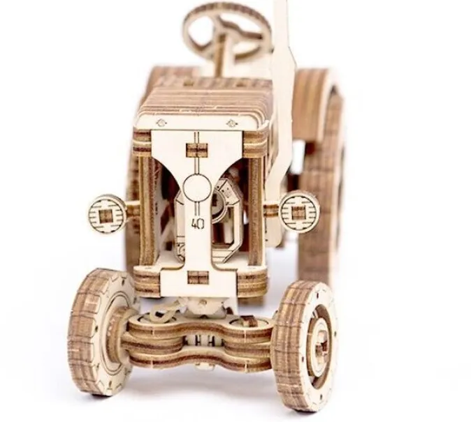 Kinder Invento 3D-Holzmodell »Traktor«