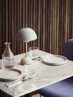 &Tradition A/S Flowerpot VP9 Tischleuchte Akku