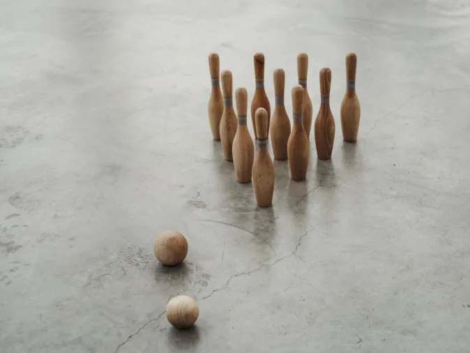 Kinder Wooden Story Holzkegel Set