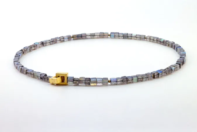 Menard Labradorit Collier