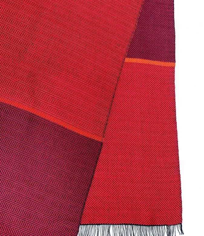 Ulrike Isensee Seidenschal Fischgrat »Rot«