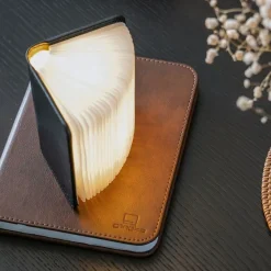 Gingko Design Ltd Smart Booklight- Leather black