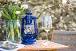 Feuerhand Sturmlaterne aus Stahl