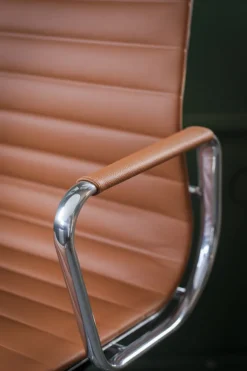 VITRA ZEIT-Sonderedition » Alu Chair EA 118«, poliert